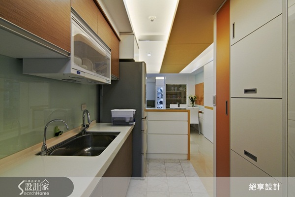 相信每個男人小時候一定有過這樣的夢想──如果有一天