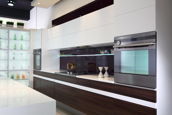 「木」是設計產業永遠的經典題材,從北歐家具Hans. J