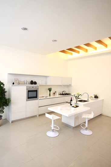 「木」是設計產業永遠的經典題材,從北歐家具Hans. J