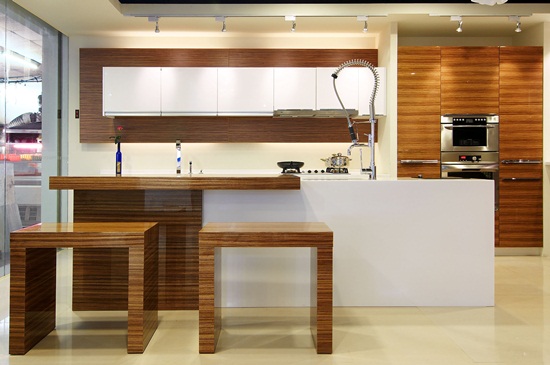 「木」是設計產業永遠的經典題材，從北歐家具Hans. J 