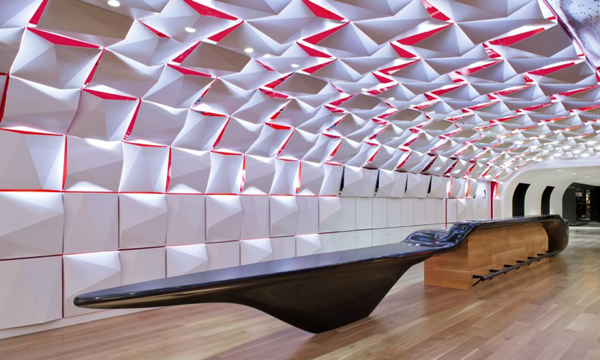 你有過這樣的經驗嗎?下班後,到一個沒有人認識自己的