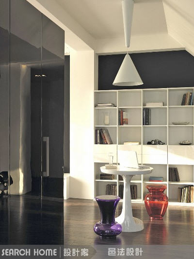 書，是我們的精神食糧，三日不讀書便覺面目可憎，這麼