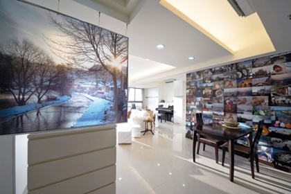 公寓大樓的廁所通常位於同一方位，但有可能樓上住戶將