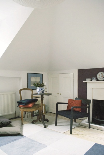 這是間座落在英國倫敦、誕生於1830年左右的老房子。耗