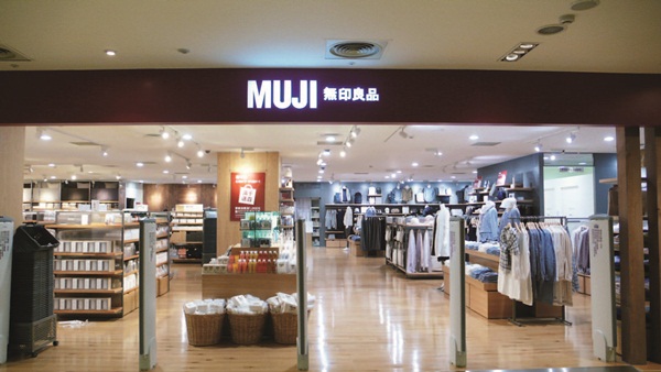 看完那麼多既好用又有型的收納單品後，究竟要去哪裡才