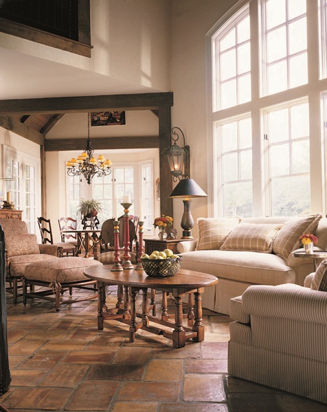 暖暖的橘黃及紅磚色系,能為空間注入溫暖情調,在英式