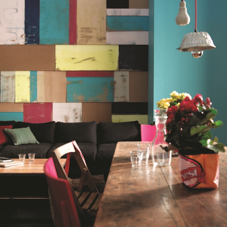 水泥漆因為主要塗刷在室內外的水泥牆而得名，具有好塗