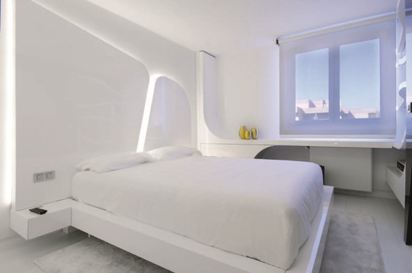 本案為位於西班牙海濱城市加利西亞住宅區的一個雙層公