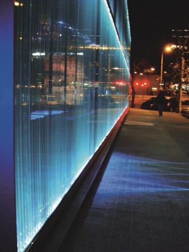 衛浴設備和美術館兩個看似沒有交集，但在西班牙衛浴品