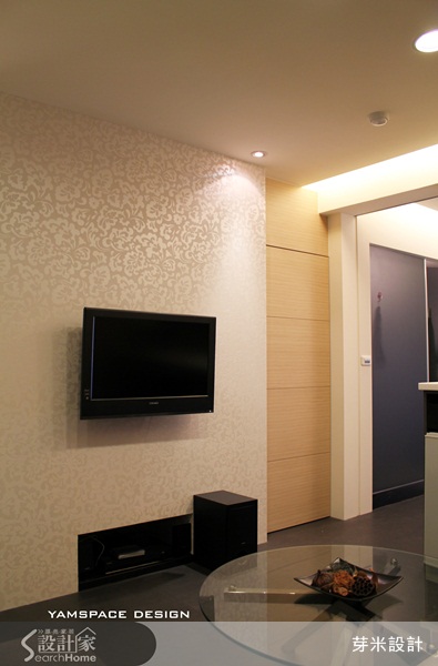 對於住在小套房的人而言，能夠讓空間顯得越寬敞，越能