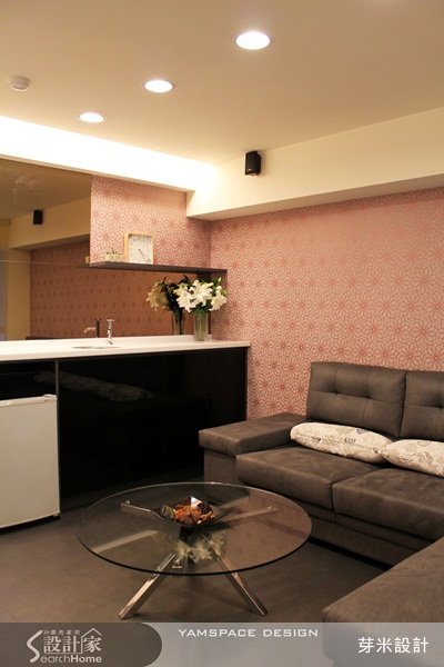 對於住在小套房的人而言，能夠讓空間顯得越寬敞，越能