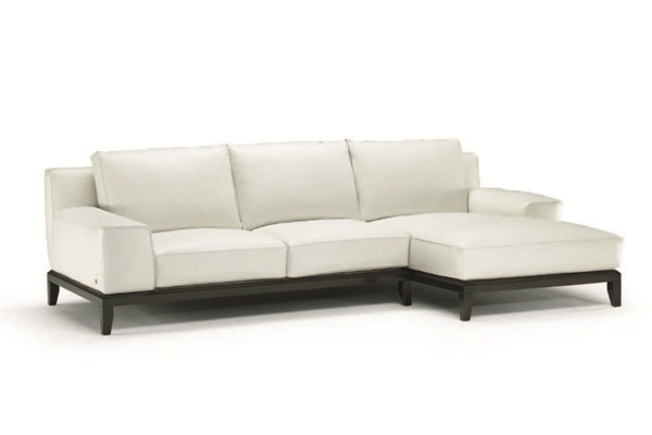 看準南部持續高漲的精品買氣,全球皮革沙發領導品牌NA