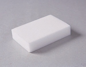 客廳的牆壁，多半不會有什麼污垢，但是在一些手會常常