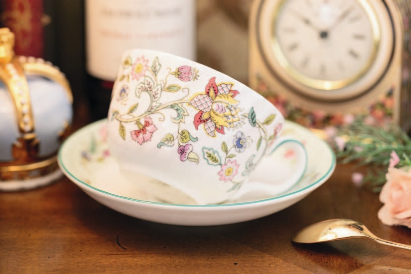 英國人出了名的愛喝茶，各類精緻美好茶具組讓下午茶時