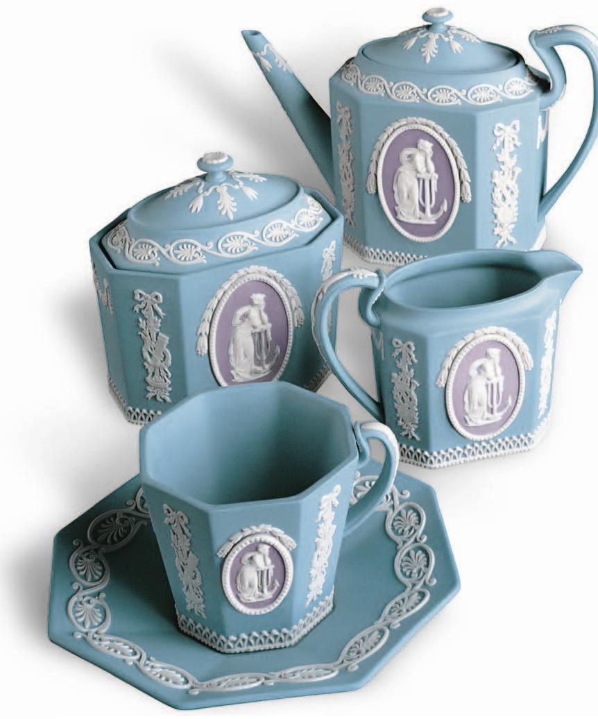 英國人出了名的愛喝茶，各類精緻美好茶具組讓下午茶時