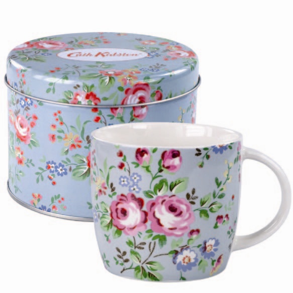 英國人出了名的愛喝茶，各類精緻美好茶具組讓下午茶時