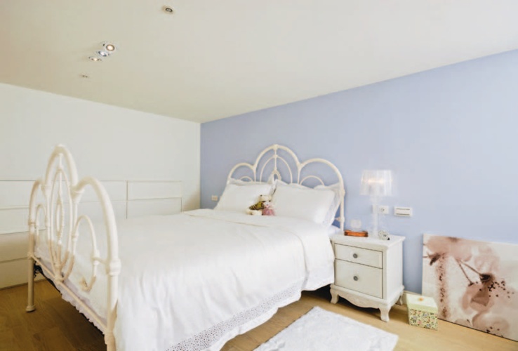 希望空間能擁有英式鄉村的浪漫情懷,但也想要把生活雜