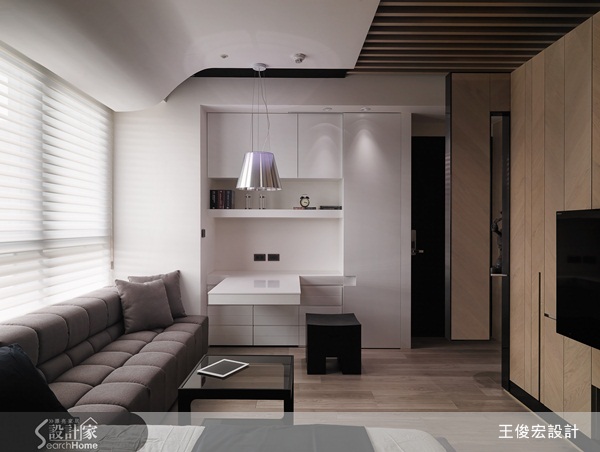 在M型社會中,連建案也趨向M型化。不是超小住宅,就是