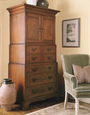 簡化古典家具線條，並融入鄉村生活語彙及簡單粉色布料