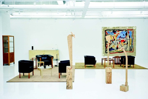 一九三三年出生，一九五〇年代開始進入業界工作的Alvar