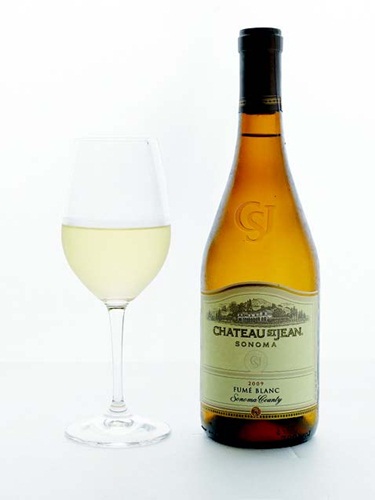 夏天是屬於海洋的季節，海鮮與葡萄酒搭配的美味，更是