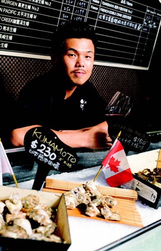 夏天是屬於海洋的季節，海鮮與葡萄酒搭配的美味，更是