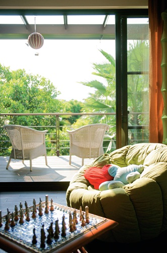 厭倦了北市都會的壓迫感,李育奇與劉薇君決定回到廣闊