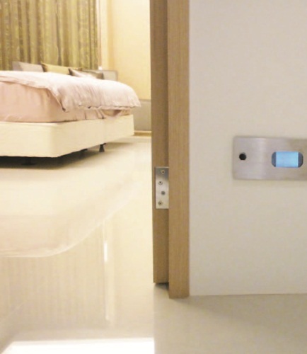 俗話說，「魔鬼藏在細節裡」。像是矽利康、收邊條、填