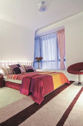 Le C o r b u s i e r在他的設計裡用undulating line