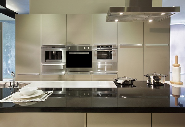 從科技產品、家具到居家空間,輕量化與薄型化已然成為