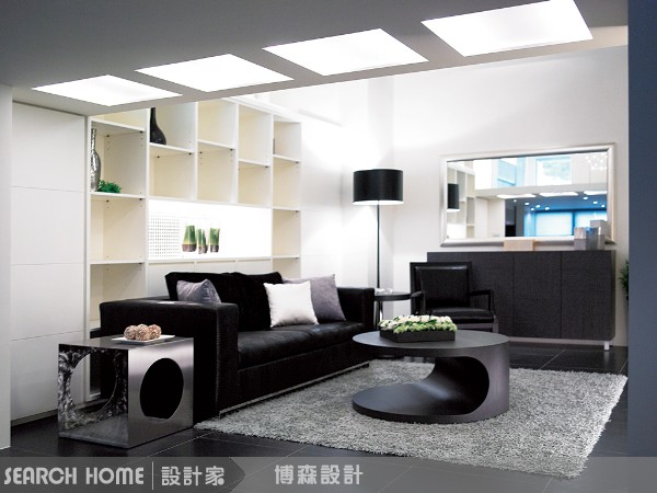 鐵件金屬總是給人冰冷的感覺，因此許多人可能會排斥在