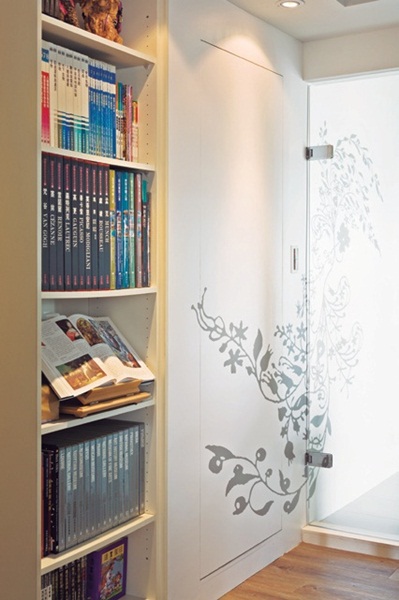 當初，第一隻妞妞是童太太小女兒在網路上找到的，「我