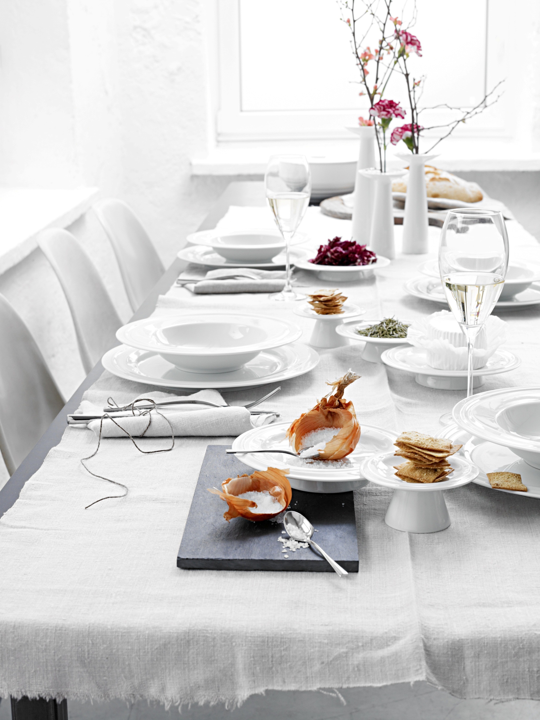 要做一餐好料理，擺盤更是重要，各式尺寸各種高度的單