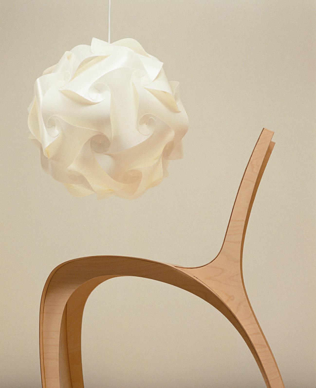 在相當重視居家生活的北歐,傢具設計多會強調以機能出