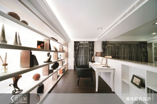 以簡潔俐落的現代風格為基礎，注入細緻的古典設計語彙