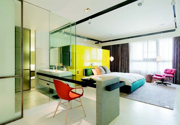 利用牆將生活單元區域隔開,大格局能彈性變為許多小格