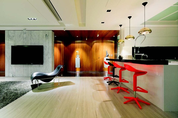 利用牆將生活單元區域隔開,大格局能彈性變為許多小格