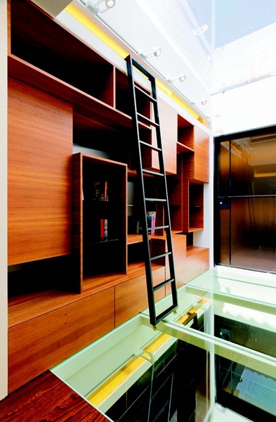 牆或隔間,都不該只有一種功用,可以結合一些機能需求