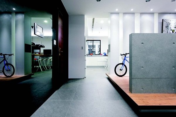 牆或隔間,都不該只有一種功用,可以結合一些機能需求