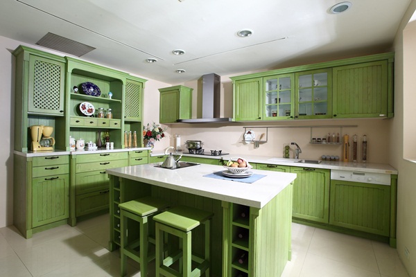 隨生活型態改變，現代人的生活空間越來越有限，複合運