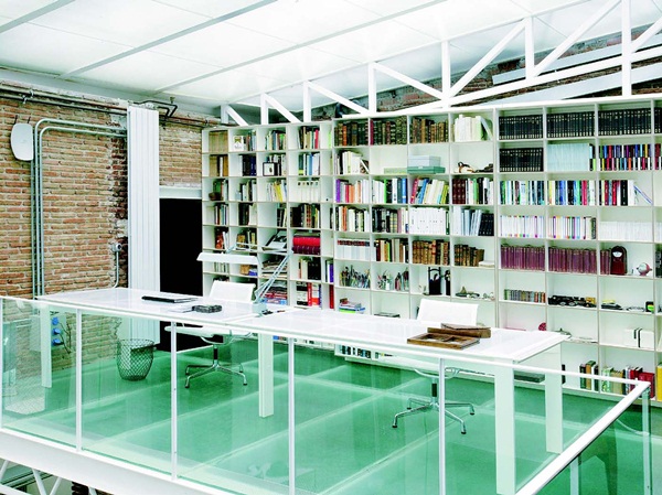 發源自40年代美國紐約，由設計師、藝術家發揚光大的Lo