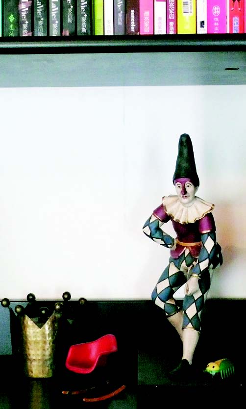 「見」是一種兼具展示佈置及收納機能的美型收納新概念