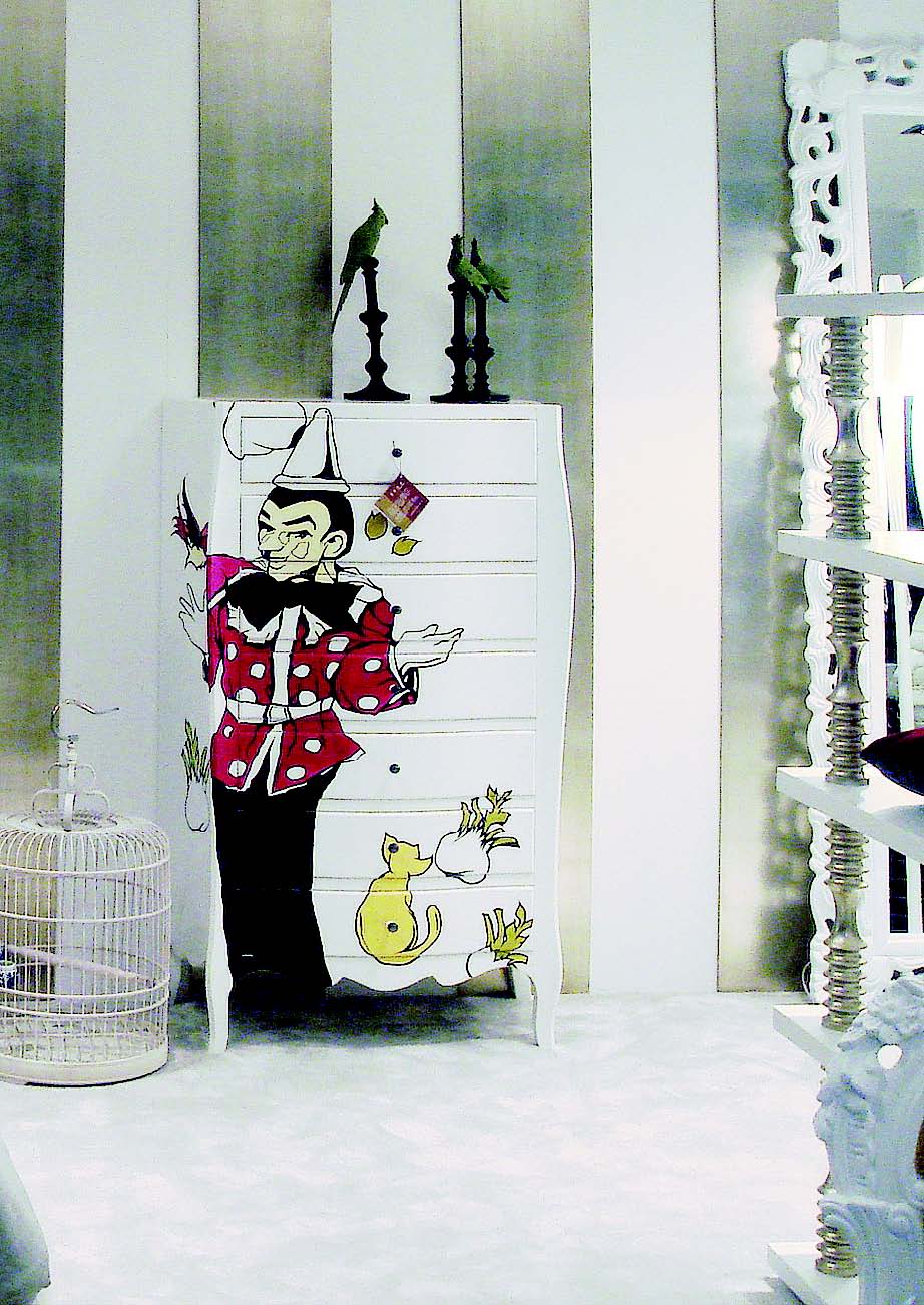 「見」是一種兼具展示佈置及收納機能的美型收納新概念