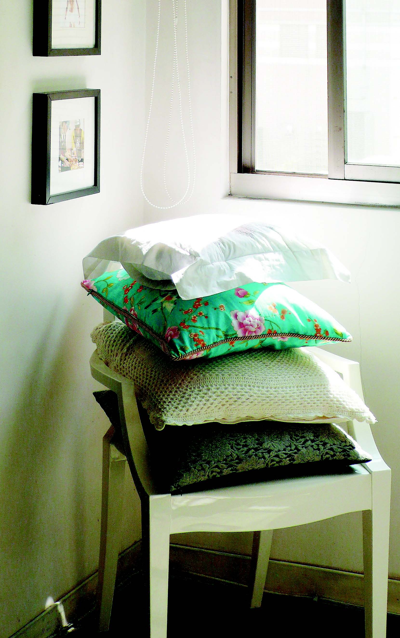 「見」是一種兼具展示佈置及收納機能的美型收納新概念