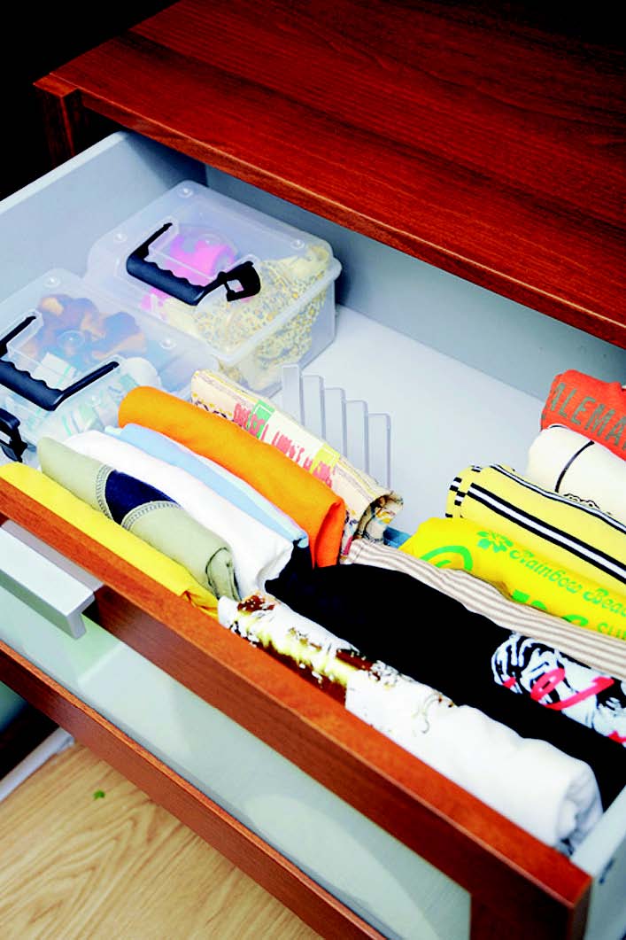 「見」是一種兼具展示佈置及收納機能的美型收納新概念