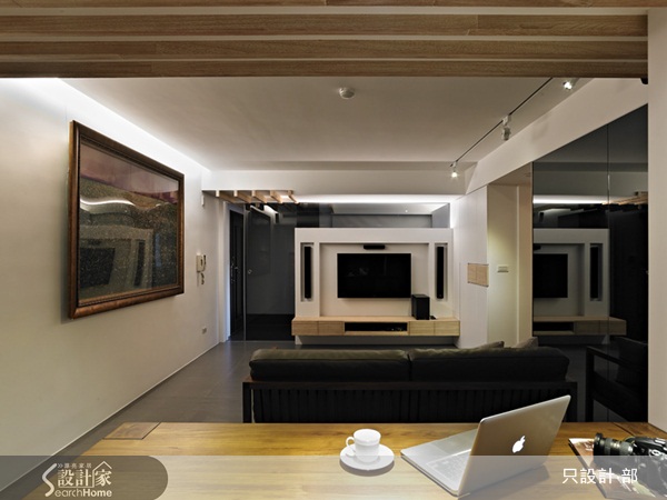 相較於新建案,老宅的公設比率低,往住有較實在的室內