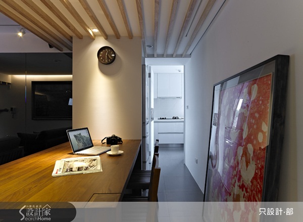 相較於新建案,老宅的公設比率低,往住有較實在的室內