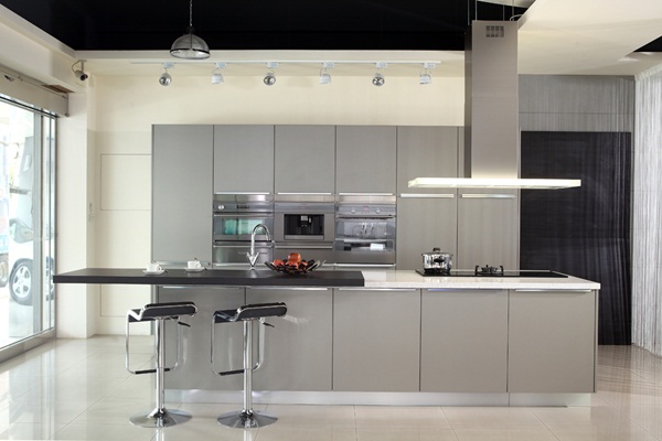 講究生活的美學家們的廚房，更像是小型私人藝廊一般，