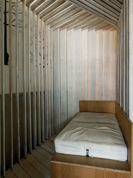 這個小閣樓位在日本濱松市，誕生起因是因為在髮廊裡工