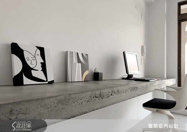 說到空間的顏色,許多人第一個想到的就是刷油漆,對吧